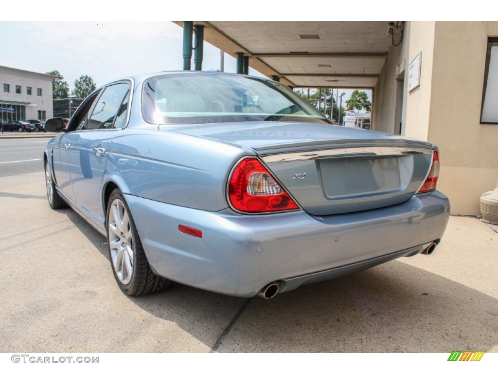 2008 XJ XJ8 L - Frost Blue Metallic / Dove/Granite photo #4