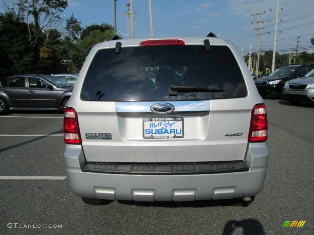 2009 Escape Limited V6 4WD - Brilliant Silver Metallic / Charcoal photo #7