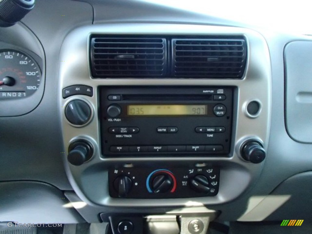 2011 Ford Ranger XLT SuperCab 4x4 Controls Photo #85007609
