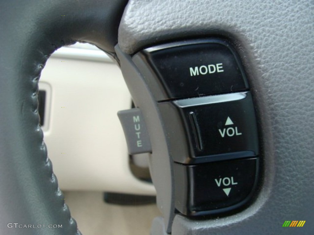2007 Sonata SE V6 - Arctic White / Beige photo #15