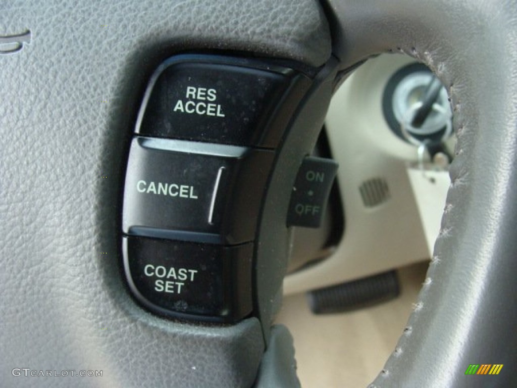2007 Sonata SE V6 - Arctic White / Beige photo #16