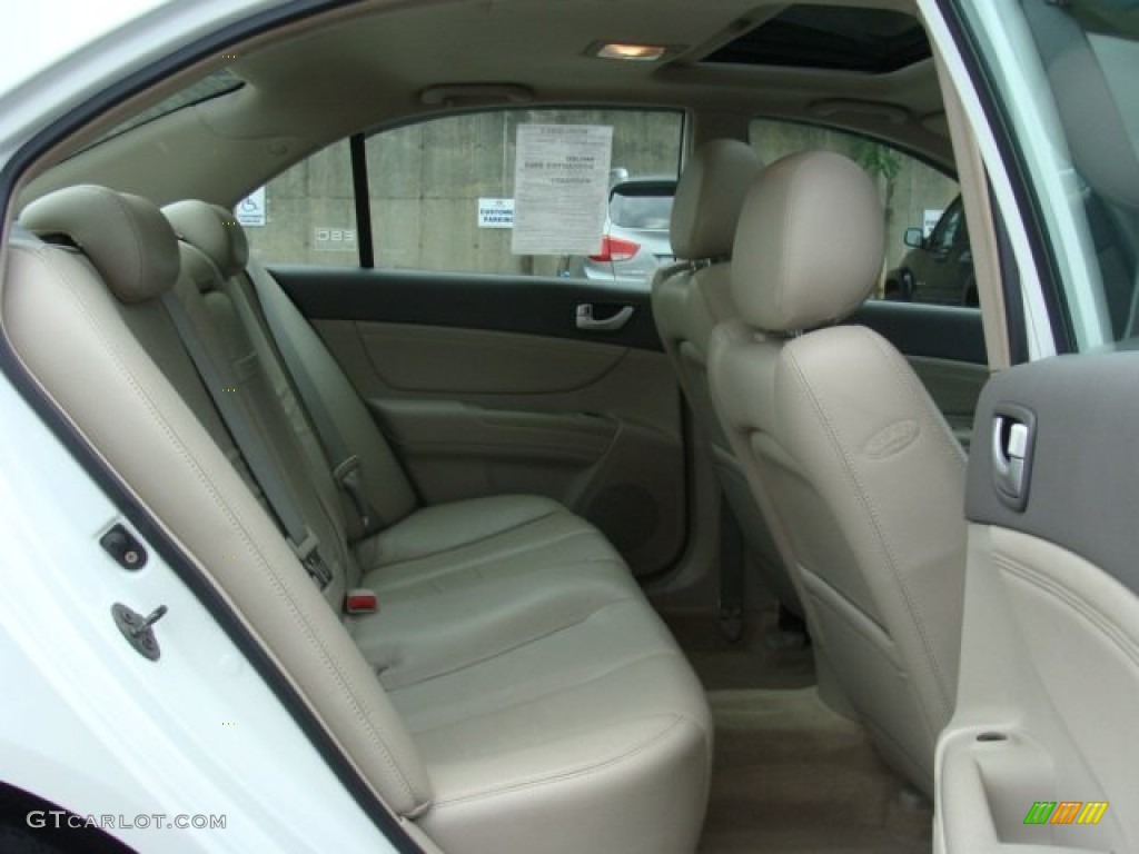 2007 Sonata SE V6 - Arctic White / Beige photo #23