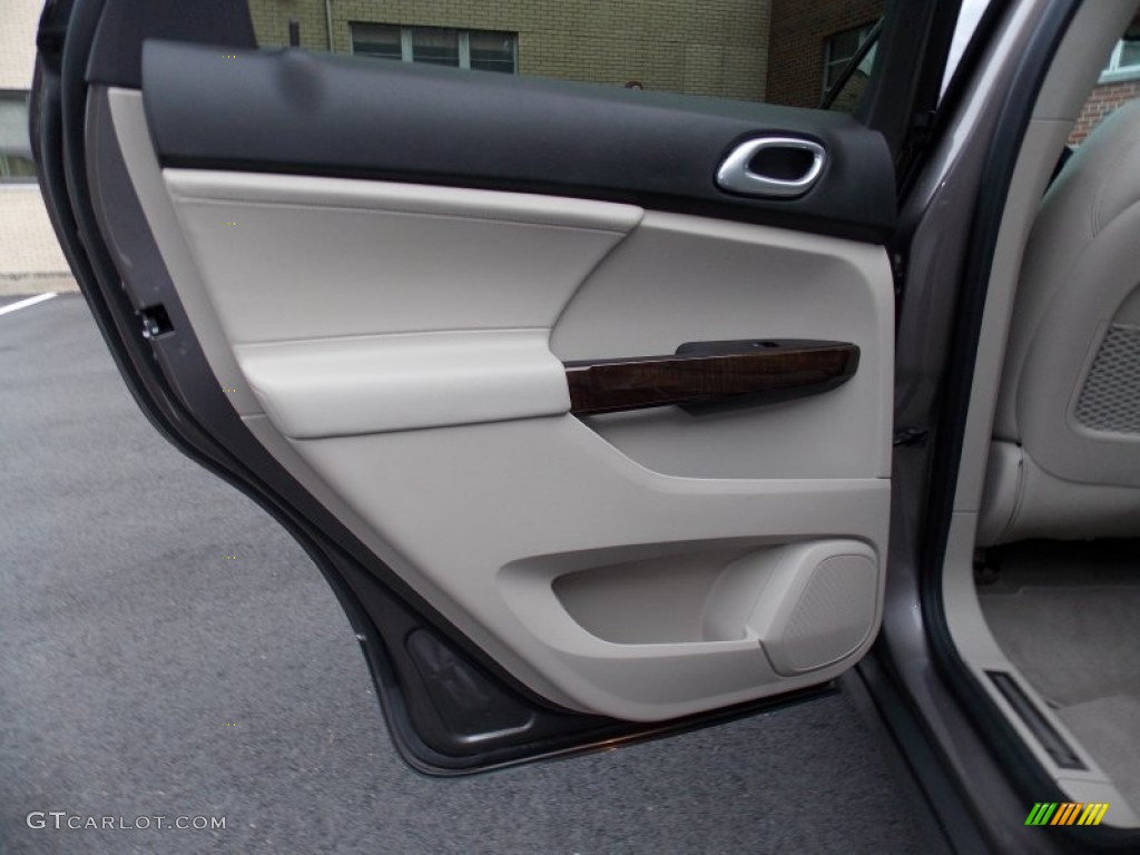 2011 Saab 9-4X 3.0i XWD Parchment Door Panel Photo #85010393