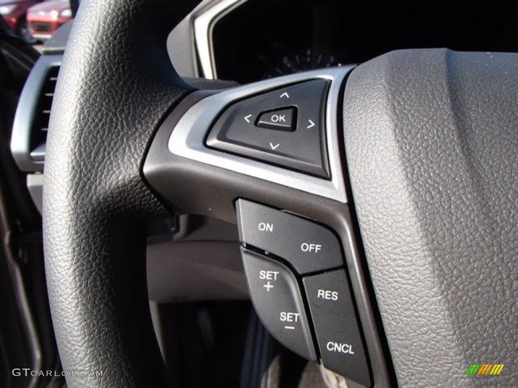 2013 Fusion SE - Sterling Gray Metallic / Charcoal Black photo #21