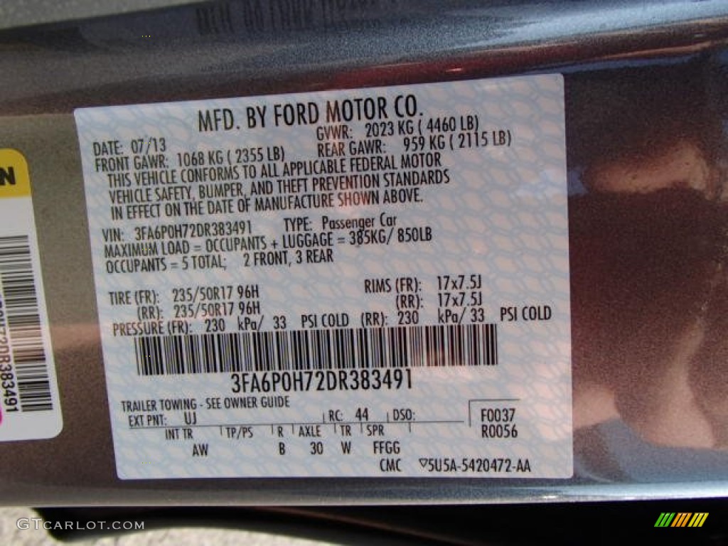 2013 Fusion SE - Sterling Gray Metallic / Charcoal Black photo #25