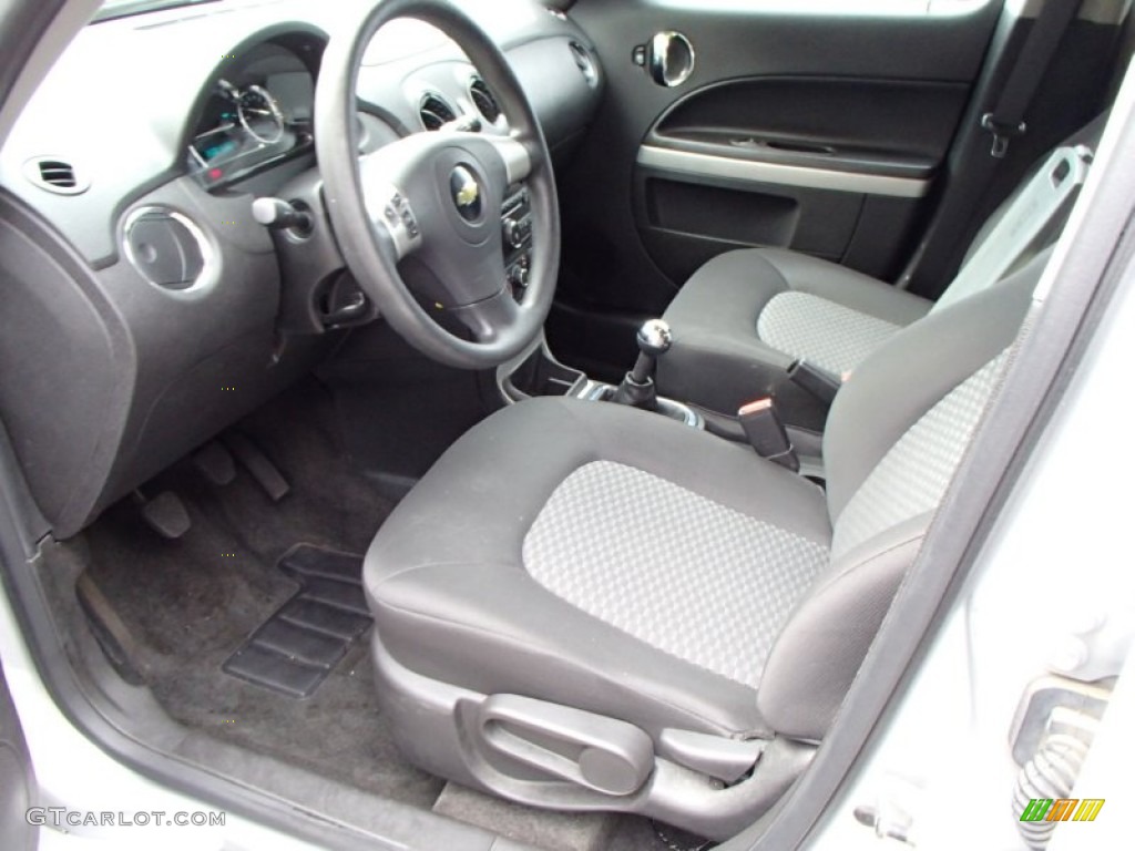 Ebony Interior 2010 Chevrolet HHR LS Photo #85014062