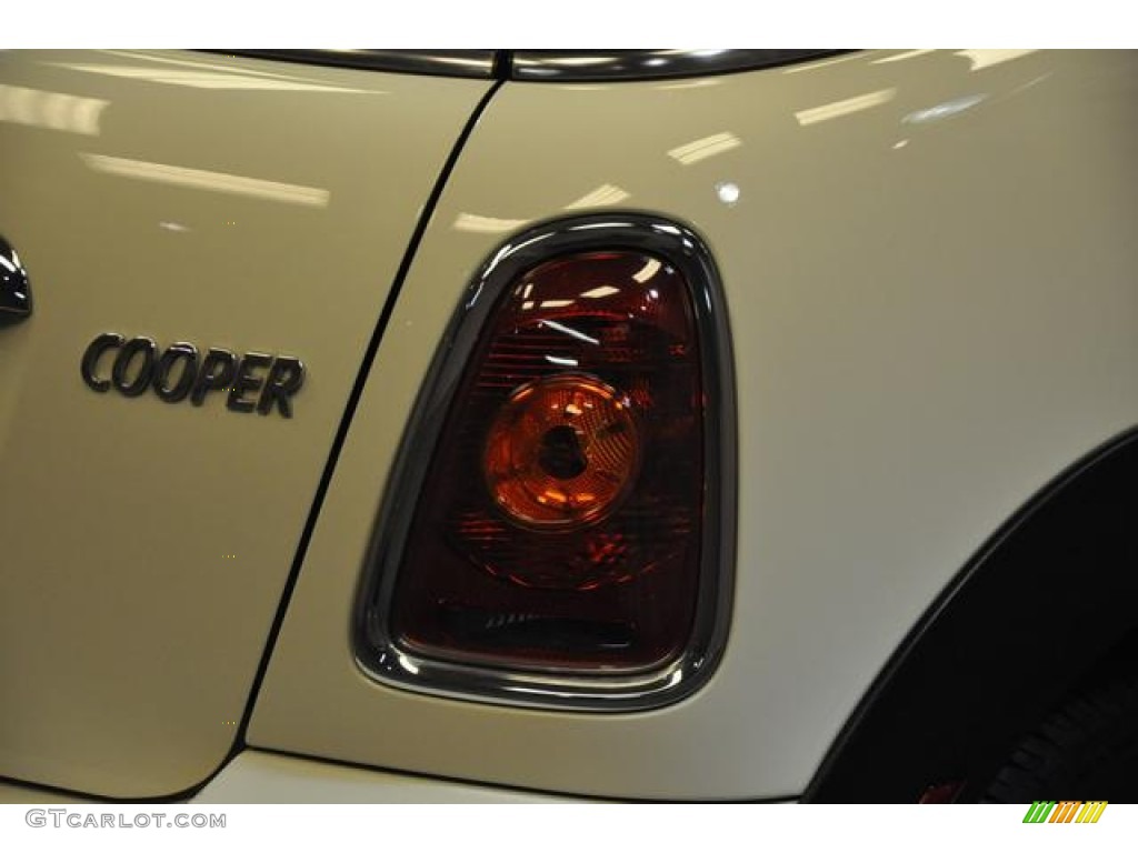 2010 Cooper Hardtop - Pepper White / Grey/Carbon Black photo #14