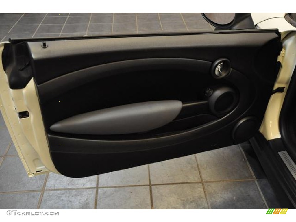 2010 Cooper Hardtop - Pepper White / Grey/Carbon Black photo #22