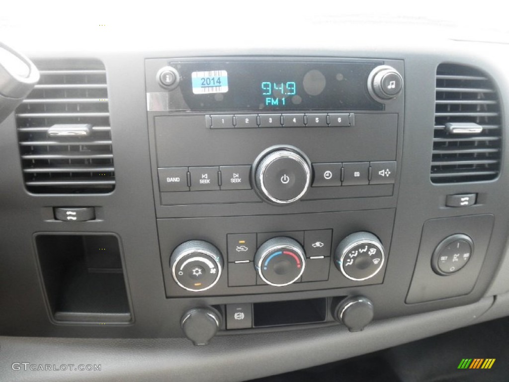 2014 GMC Sierra 3500HD Crew Cab 4x4 Dually Chassis Controls Photo #85015058