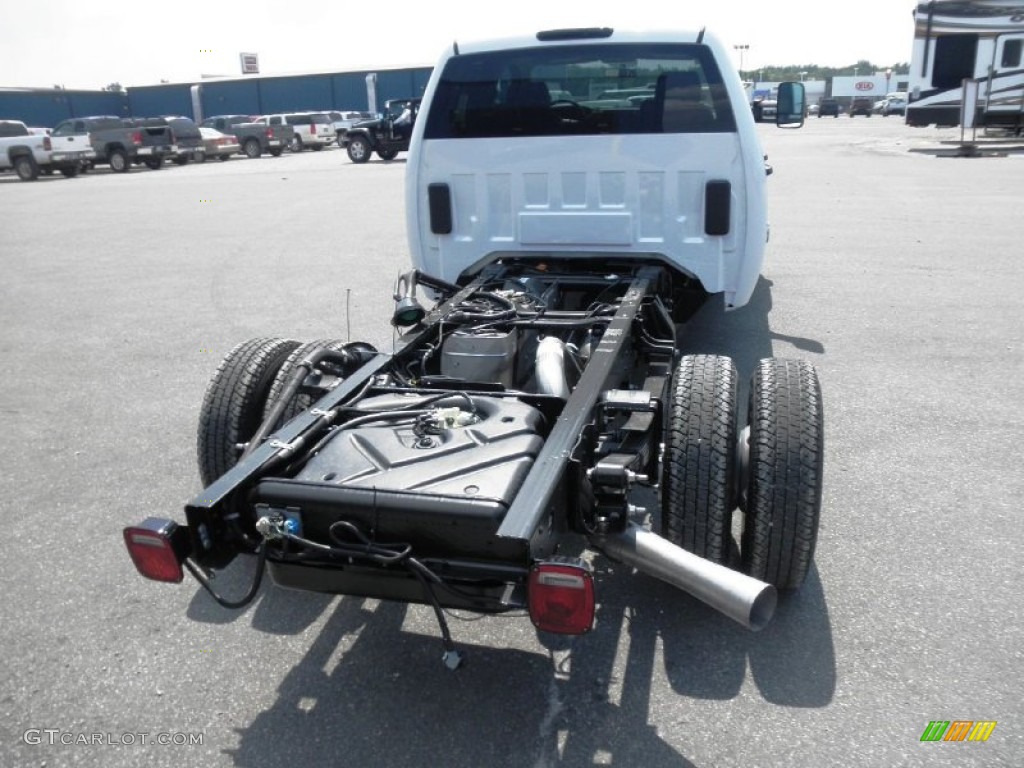 Summit White 2014 GMC Sierra 3500HD Crew Cab 4x4 Dually Chassis Exterior Photo #85015253
