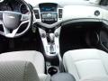 Summit White - Cruze LT Photo No. 11
