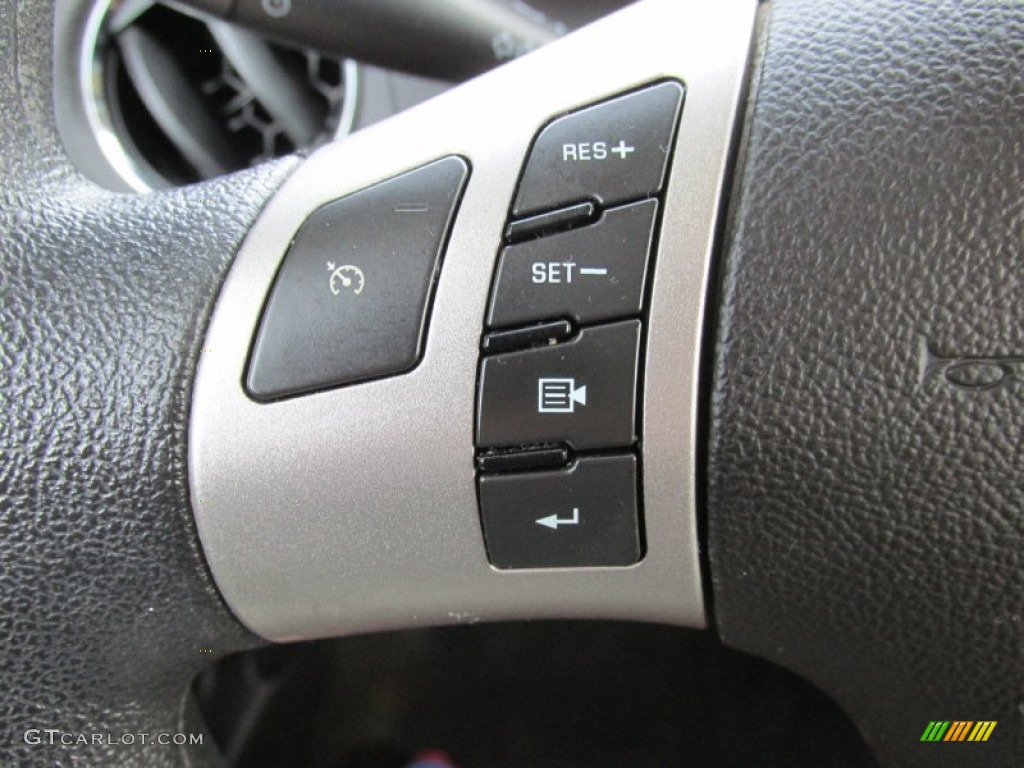 2007 Chevrolet HHR LT Controls Photo #85019009