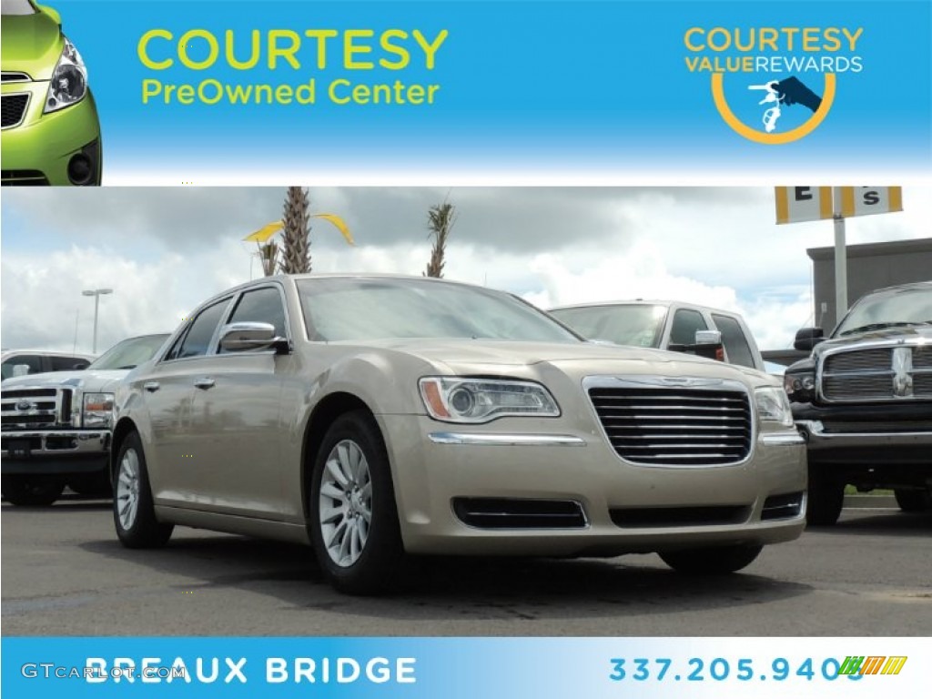 Cashmere Pearl Chrysler 300