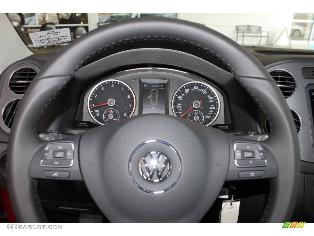 2014 Volkswagen Tiguan S Black Steering Wheel Photo #85022528