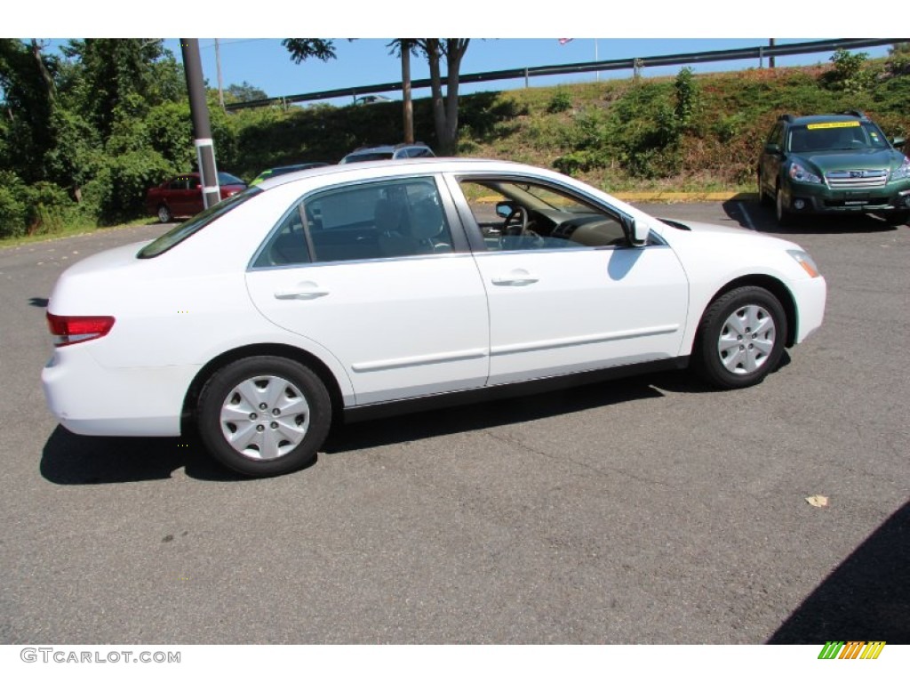 2003 Accord LX Sedan - Taffeta White / Ivory photo #4