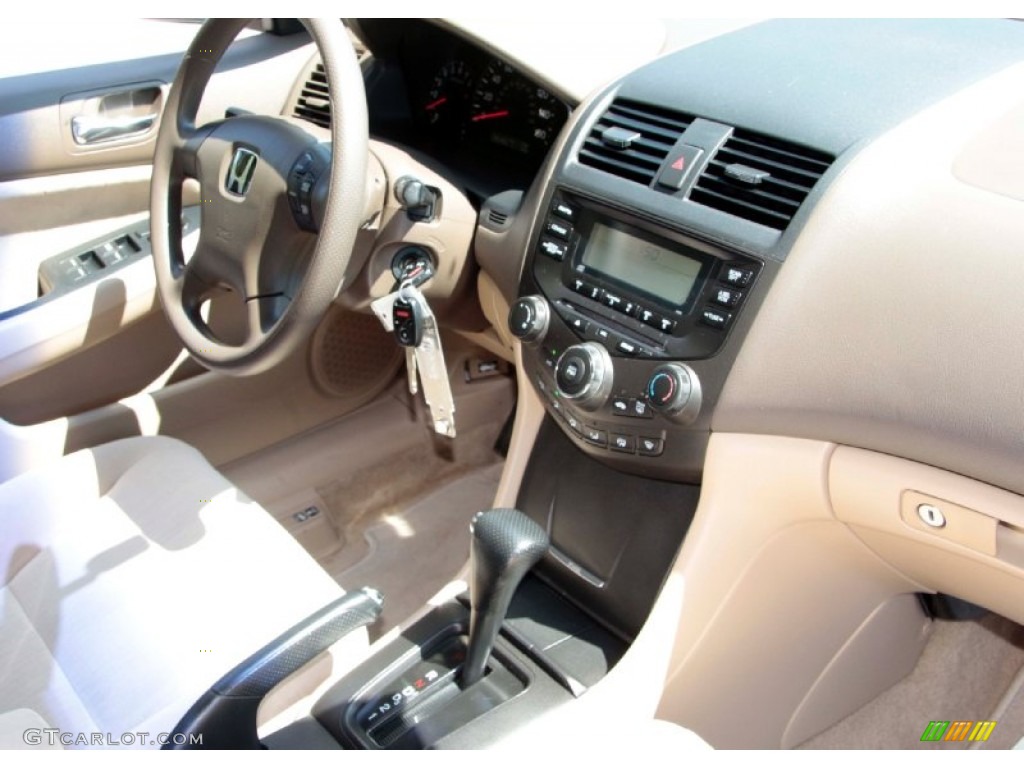 2003 Accord LX Sedan - Taffeta White / Ivory photo #9