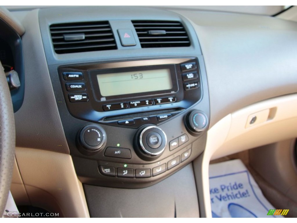 2003 Accord LX Sedan - Taffeta White / Ivory photo #12