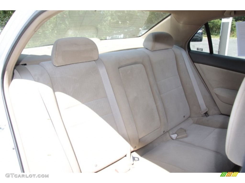 2003 Accord LX Sedan - Taffeta White / Ivory photo #16