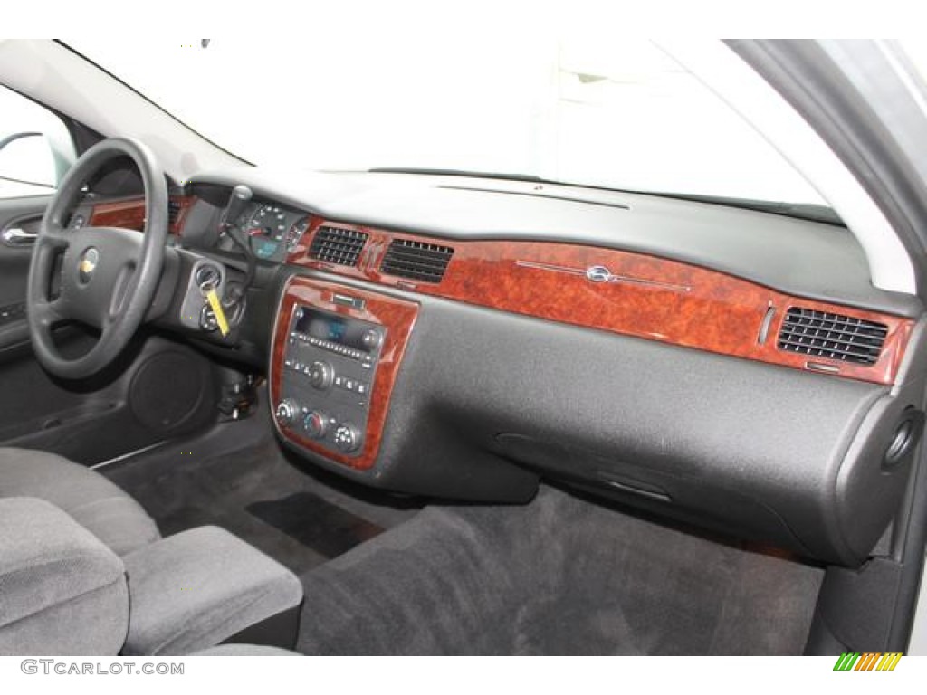 2007 Chevrolet Impala LS Ebony Black Dashboard Photo #85023548