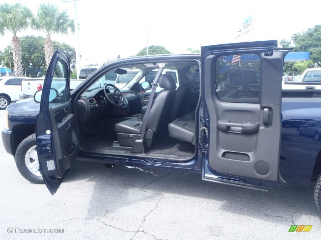 2011 Silverado 1500 LTZ Extended Cab 4x4 - Imperial Blue Metallic / Ebony photo #25