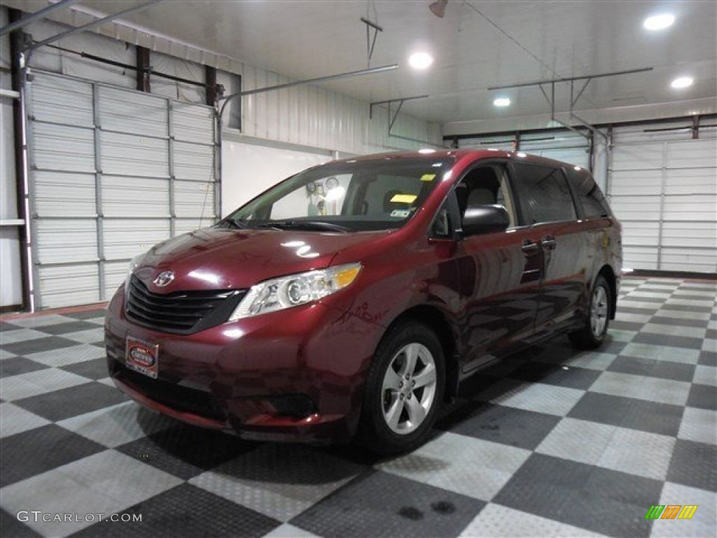 2011 Sienna  - Salsa Red Pearl / Bisque photo #3