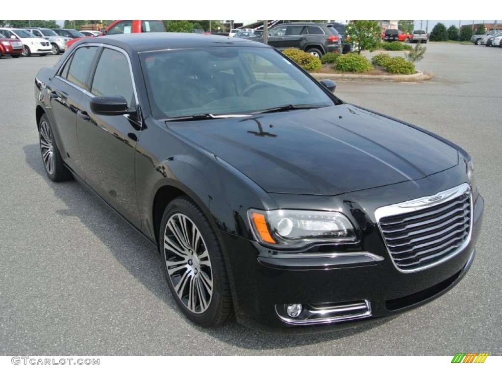 Gloss Black 2014 Chrysler 300 S Exterior Photo #85028224