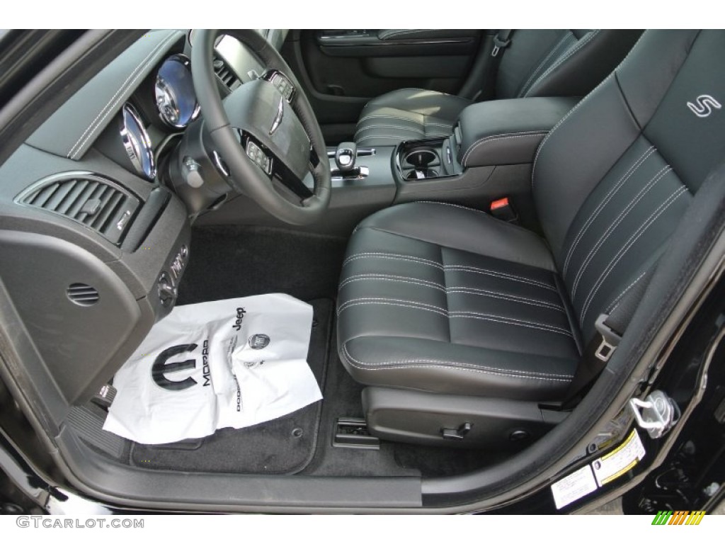 2014 300 S - Gloss Black / Black photo #8