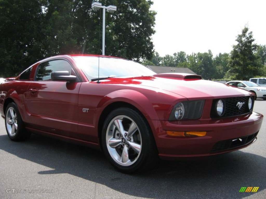 2008 Mustang GT Premium Coupe - Dark Candy Apple Red / Dark Charcoal photo #3