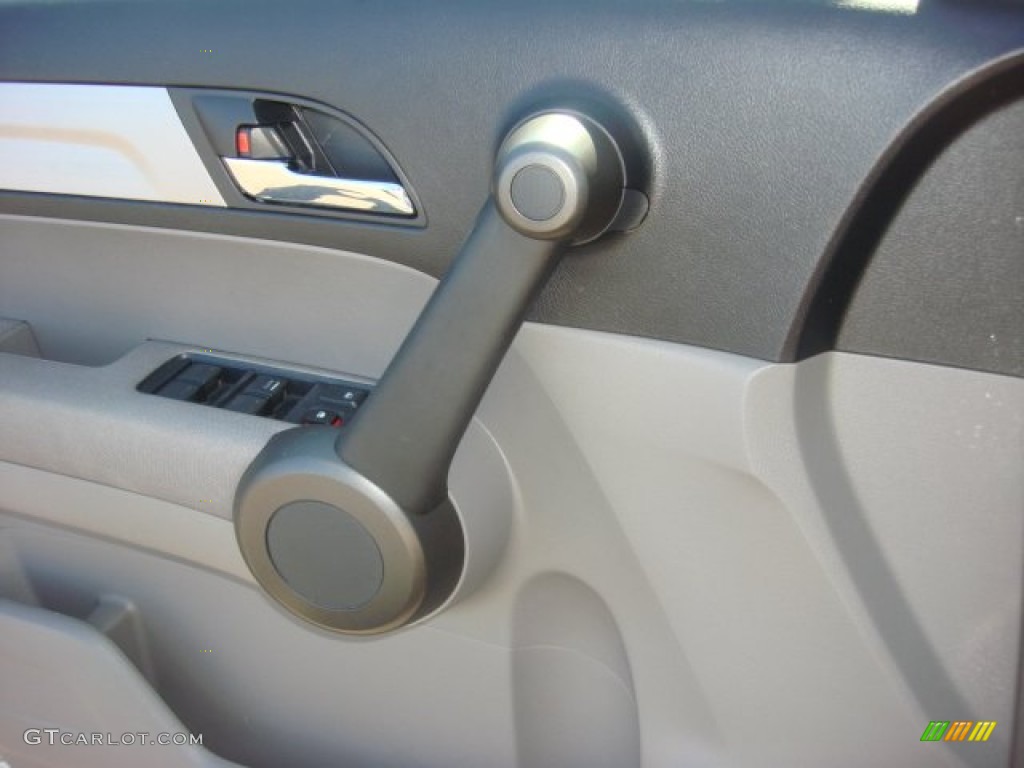 2011 CR-V SE 4WD - Alabaster Silver Metallic / Gray photo #17