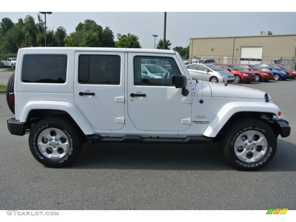 Bright White 2014 Jeep Wrangler Unlimited Sahara 4x4 Exterior Photo #85029445