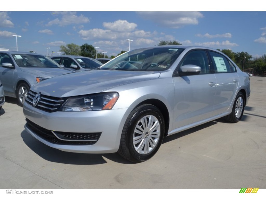 2014 Passat 2.5L S - Reflex Silver Metallic / Titan Black photo #1