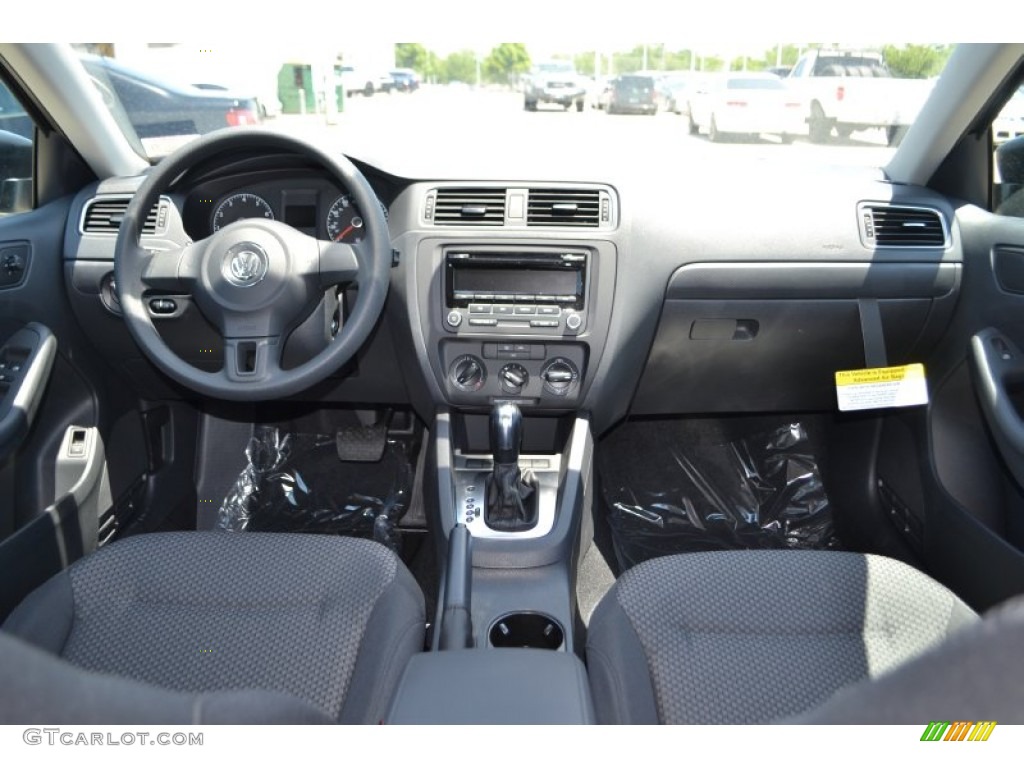 2014 Volkswagen Jetta S Sedan Titan Black Dashboard Photo #85030882