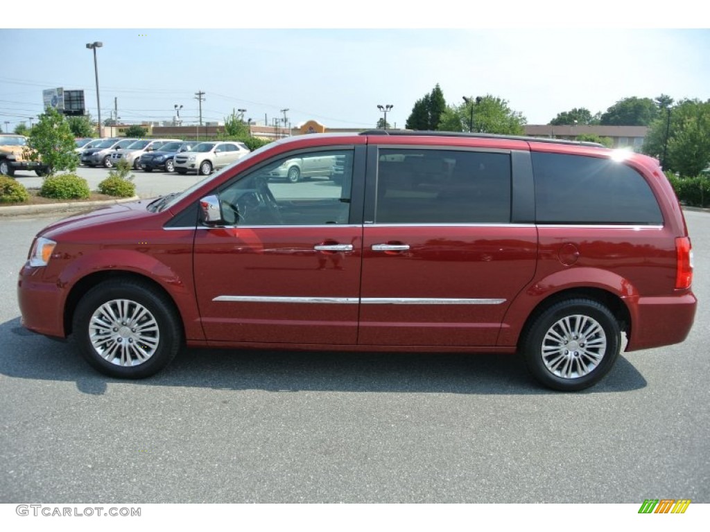 Deep Cherry Red Crystal Pearl 2014 Chrysler Town & Country Touring-L Exterior Photo #85032439