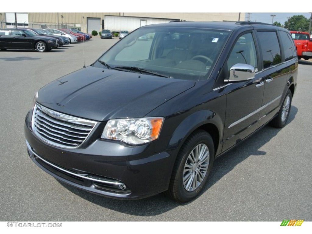 2014 Town & Country Touring-L - Maximum Steel Metallic / Dark Frost Beige/Medium Frost Beige photo #1