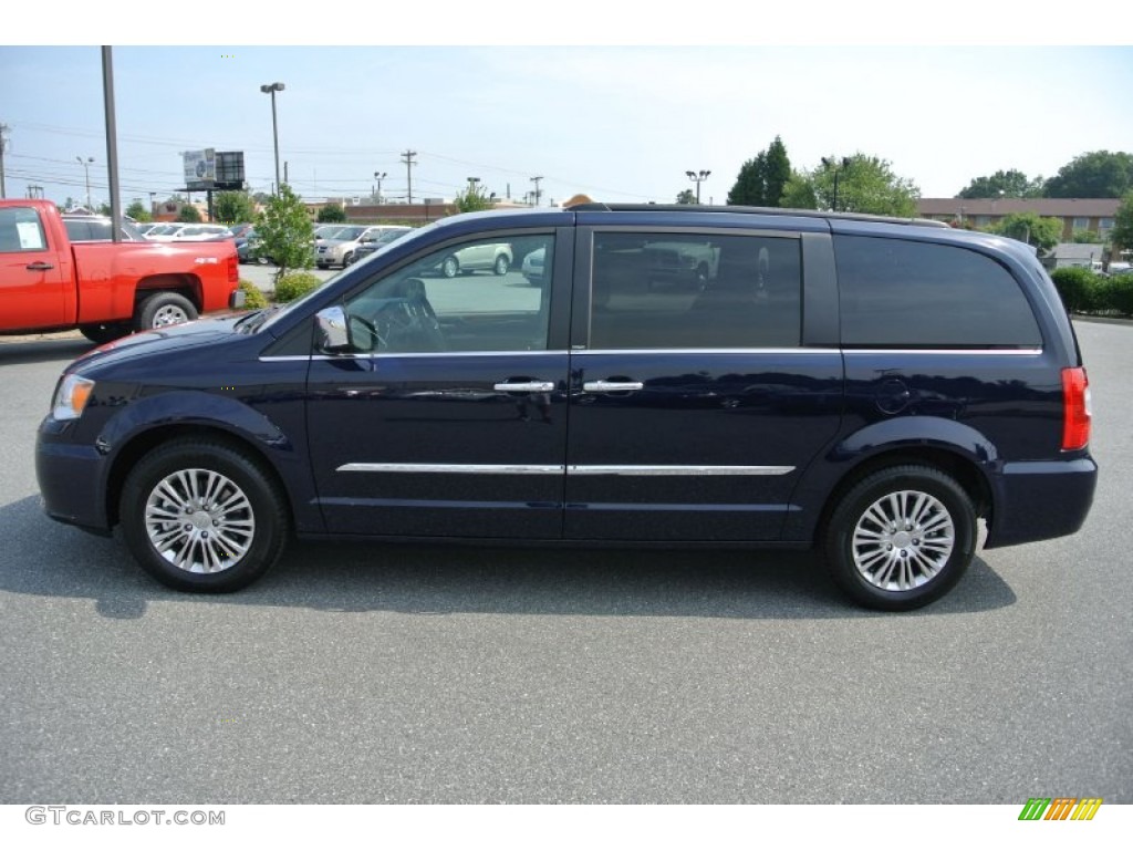 2014 Town & Country Touring-L - True Blue Pearl / Dark Frost Beige/Medium Frost Beige photo #3