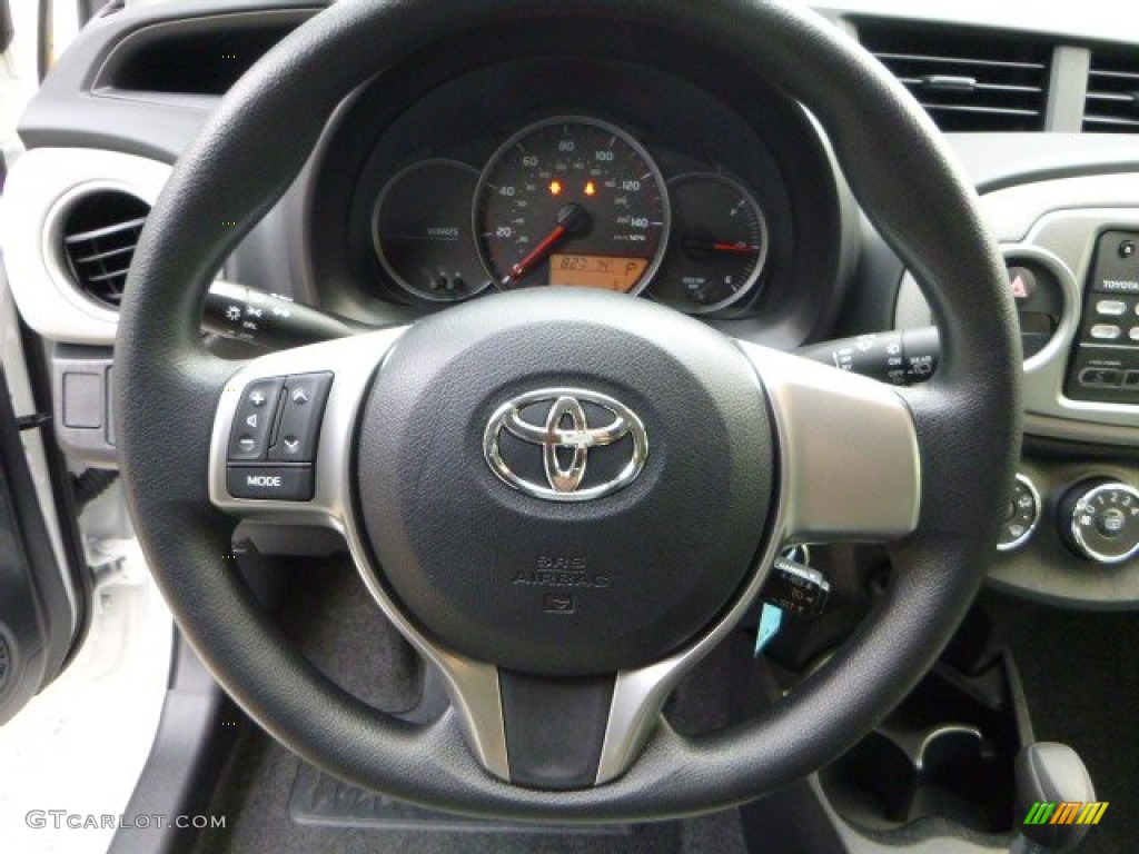 2014 Toyota Yaris LE 5 Door Ash Steering Wheel Photo #85036453