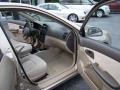 2004 Sand Beige Kia Spectra LX Sedan  photo #12