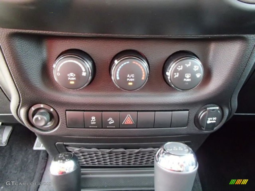2014 Jeep Wrangler Sport S 4x4 Controls Photo #85037521