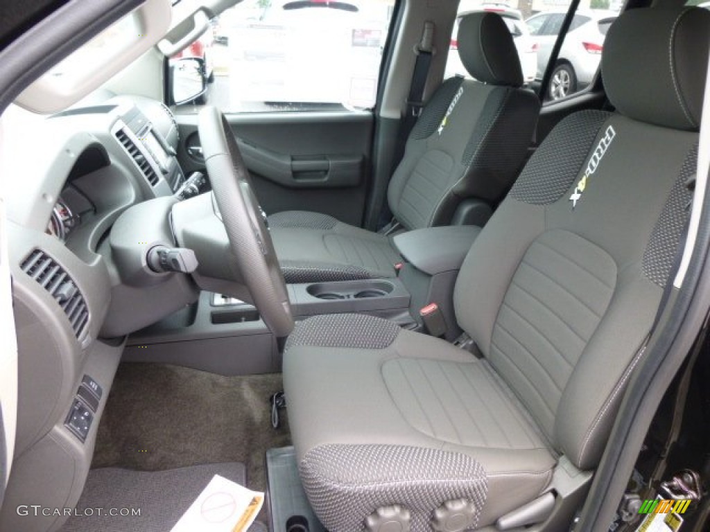 2013 Nissan Xterra Pro-4X 4x4 Front Seat Photos