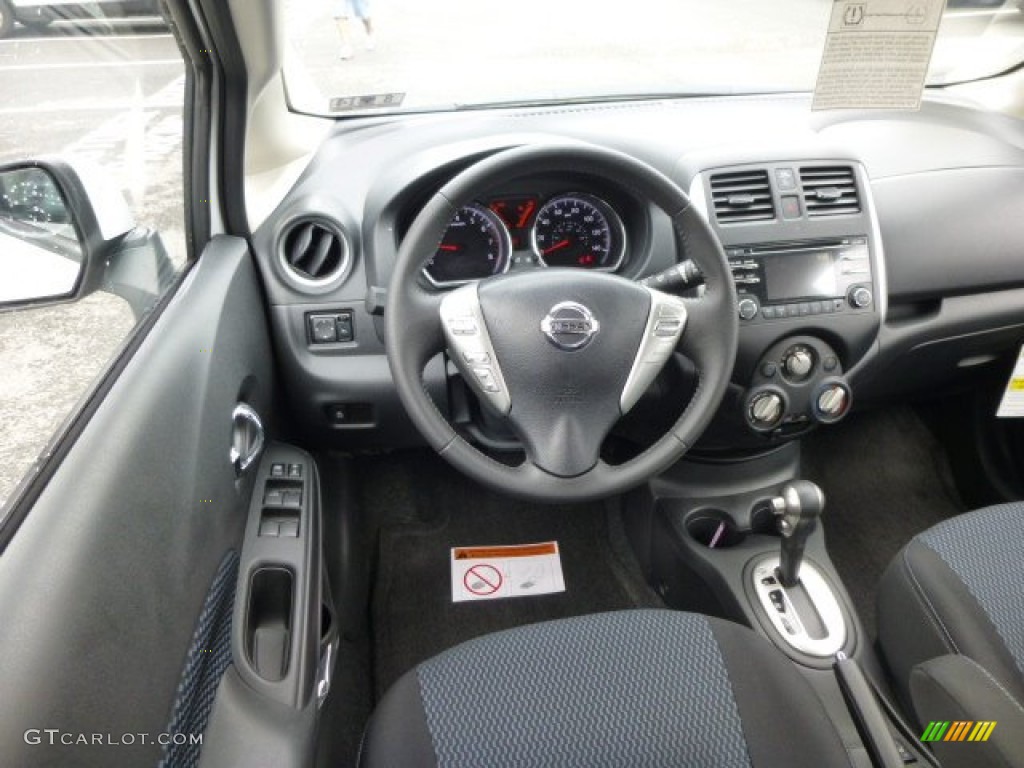 2014 Nissan Versa Note SV Dashboard Photos