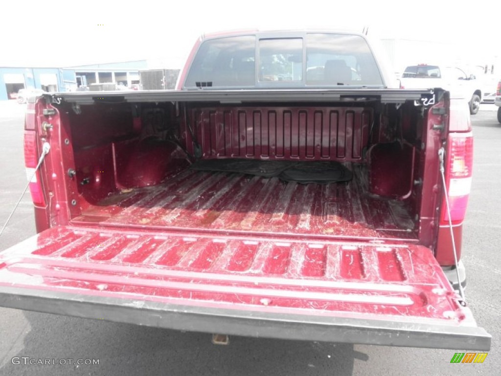 2005 F150 Lariat SuperCrew 4x4 - Dark Toreador Red Metallic / Black photo #27