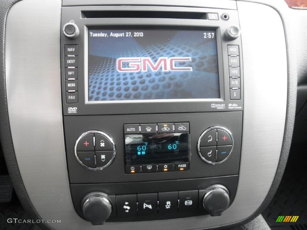 2014 GMC Sierra 3500HD SLT Crew Cab Controls Photo #85045654