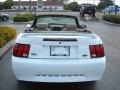 2000 Crystal White Ford Mustang V6 Convertible  photo #6