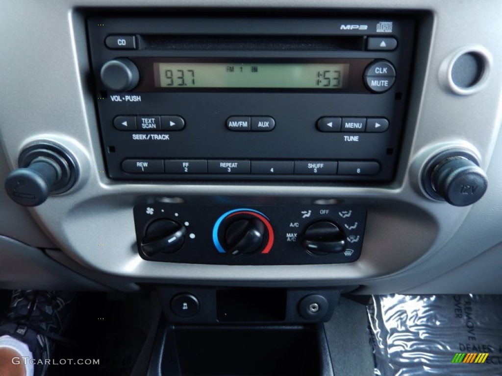 2010 Ford Ranger XLT SuperCab Controls Photo #85046536