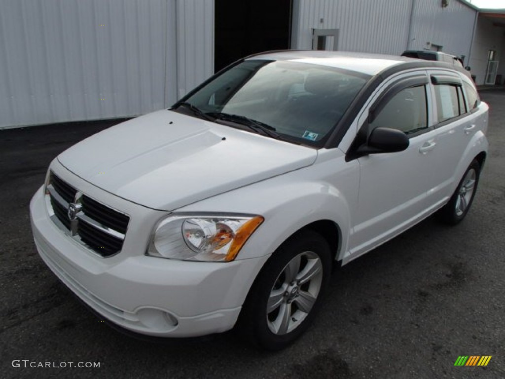 2011 Caliber Mainstreet - Bright White / Dark Slate Gray photo #2