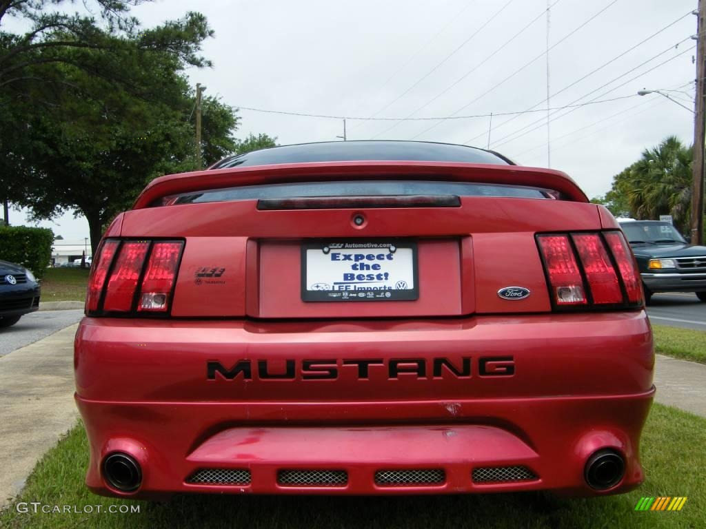 2000 Mustang V6 Coupe - Laser Red Metallic / Medium Graphite photo #4
