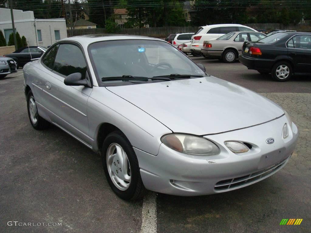 2001 Escort ZX2 Coupe - Silver Frost Metallic / Dark Charcoal photo #4