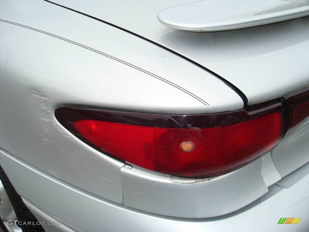 2001 Escort ZX2 Coupe - Silver Frost Metallic / Dark Charcoal photo #29