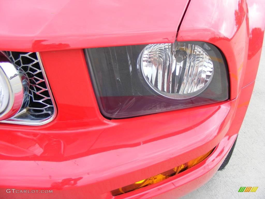 2007 Mustang V6 Premium Coupe - Torch Red / Dark Charcoal photo #10