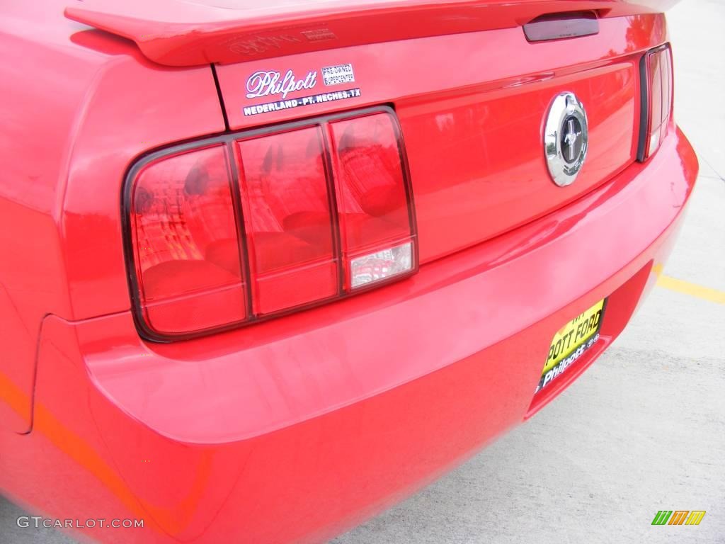 2007 Mustang V6 Premium Coupe - Torch Red / Dark Charcoal photo #18